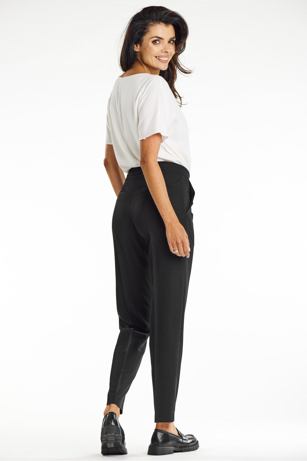 Pantalón modelo 200570 awama