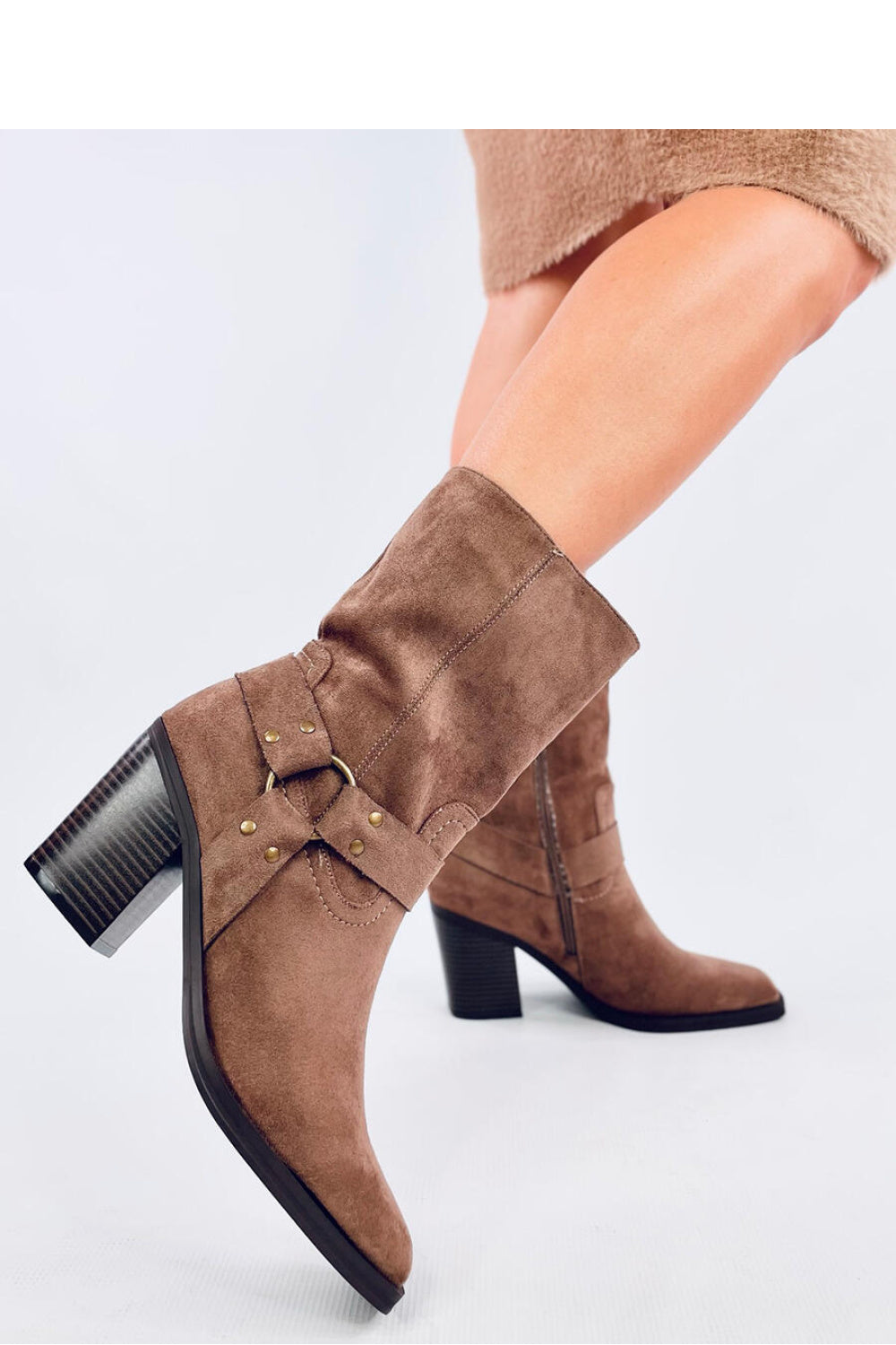 Botas tacón modelo 200624 Inello