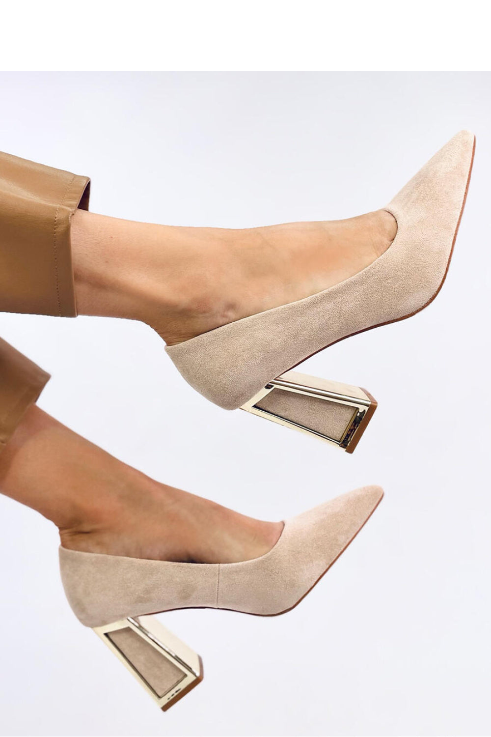 Zapatos de tacón bloque modelo 200659 Inello