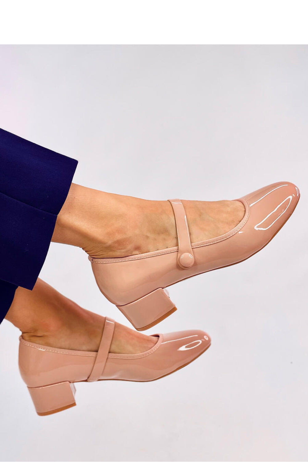 Zapatos de tacón modelo 200666 Inello