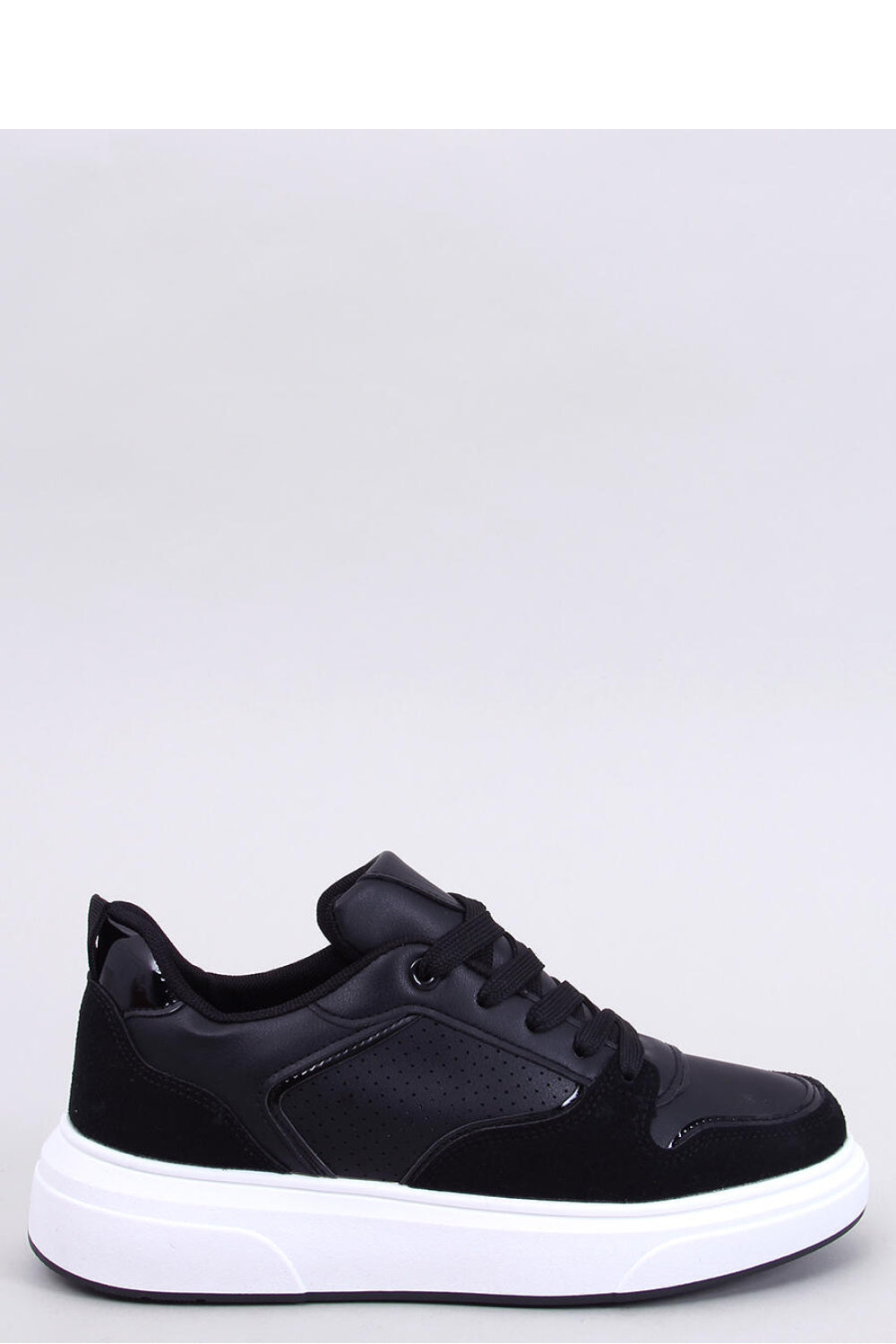 Zapatos deportivos modelo 200747 Inello