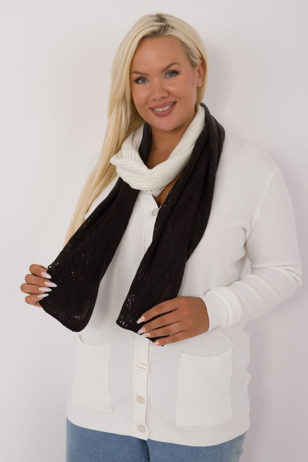 Mantón modelo 200848 AT