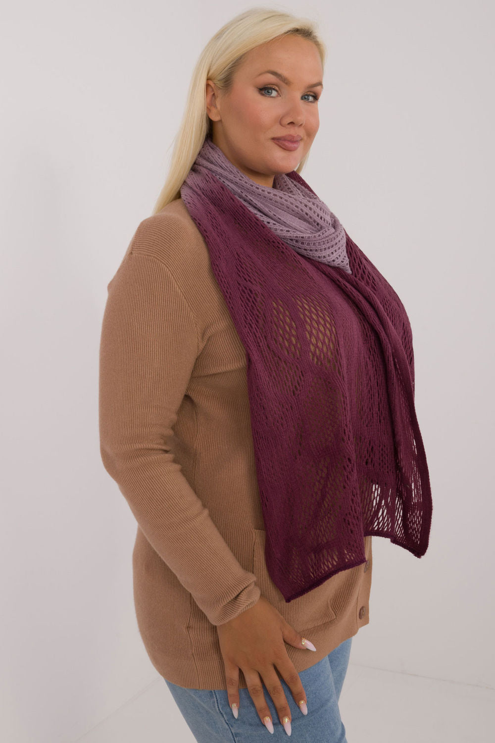 Mantón modelo 200853 AT
