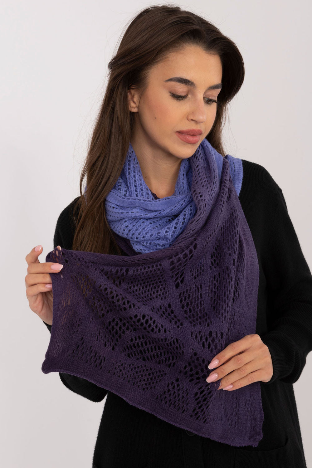 Mantón modelo 200859 AT