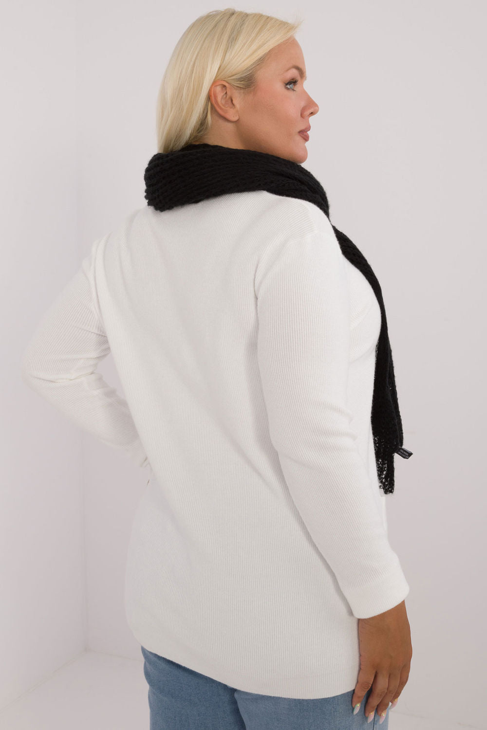 Mantón modelo 200970 AT