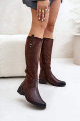 Botas hasta el muslo modelo 201025 Camina con estilo