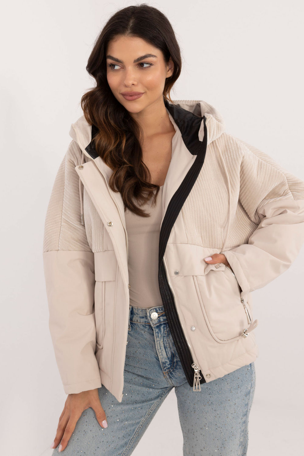 Chaqueta modelo 201574 MBM