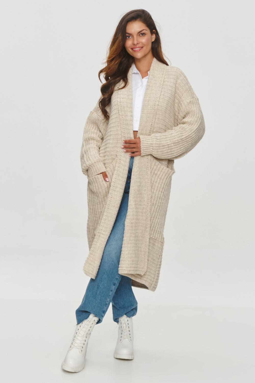 Cárdigan modelo 201795 Makadamia