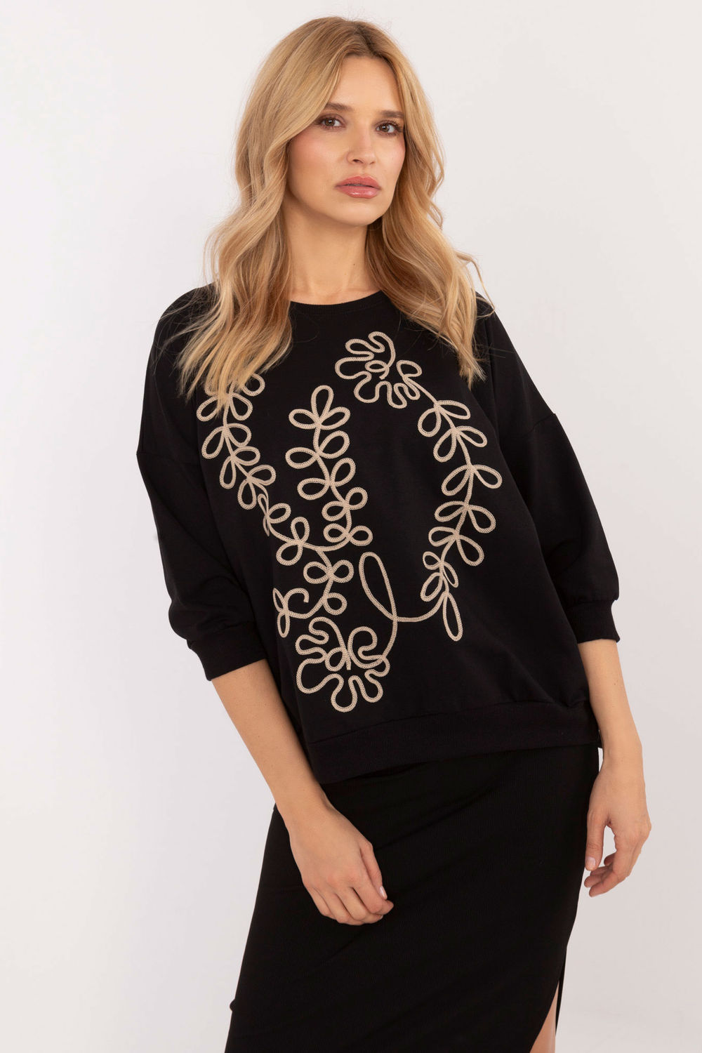 Blusa modelo 201831 Relevancia