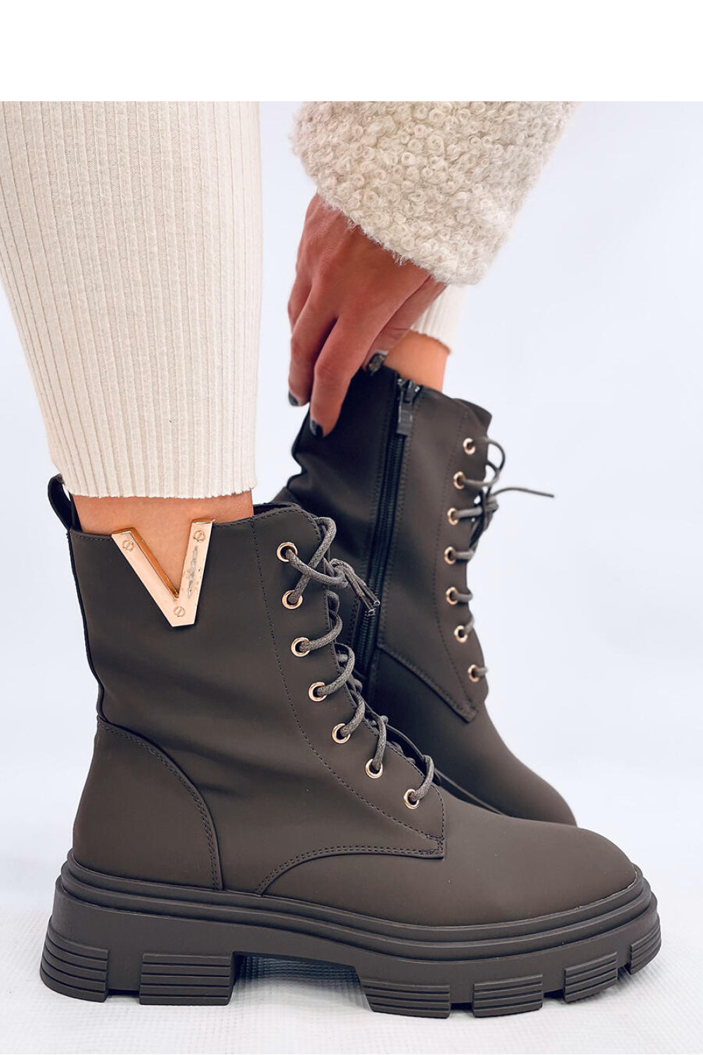Botas modelo 201977 Inello