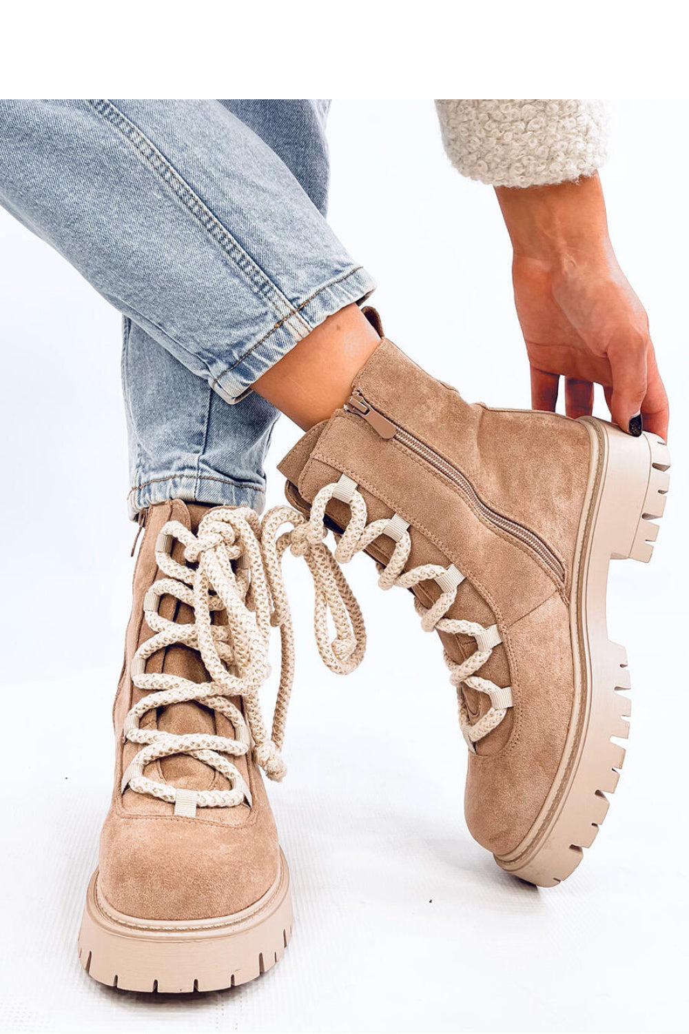 Botas modelo 202332 Inello