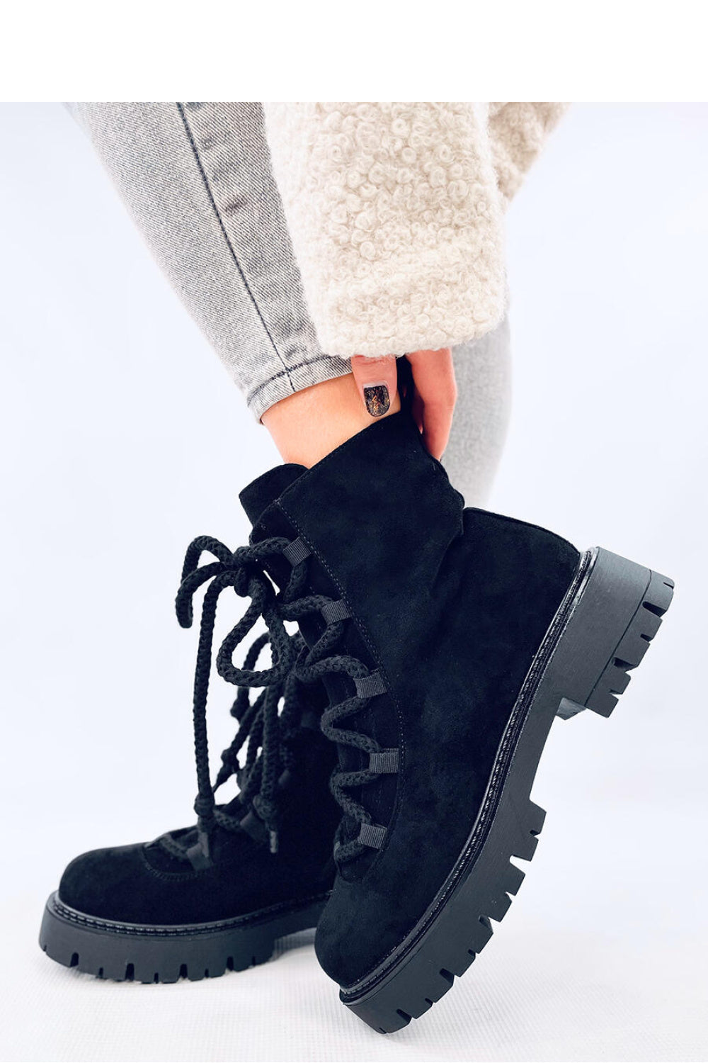 Botas modelo 202333 Inello