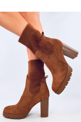 Botas tacón modelo 202351 Inello
