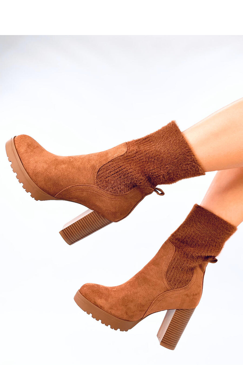 Botas tacón modelo 202351 Inello