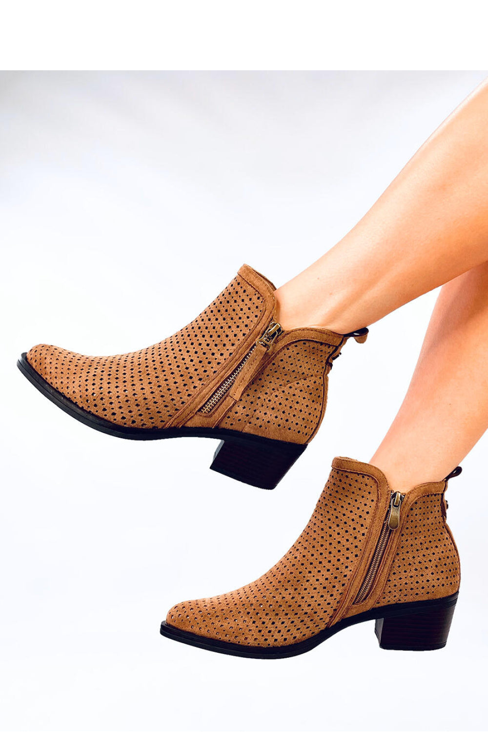 Botas tacón modelo 202357 Inello