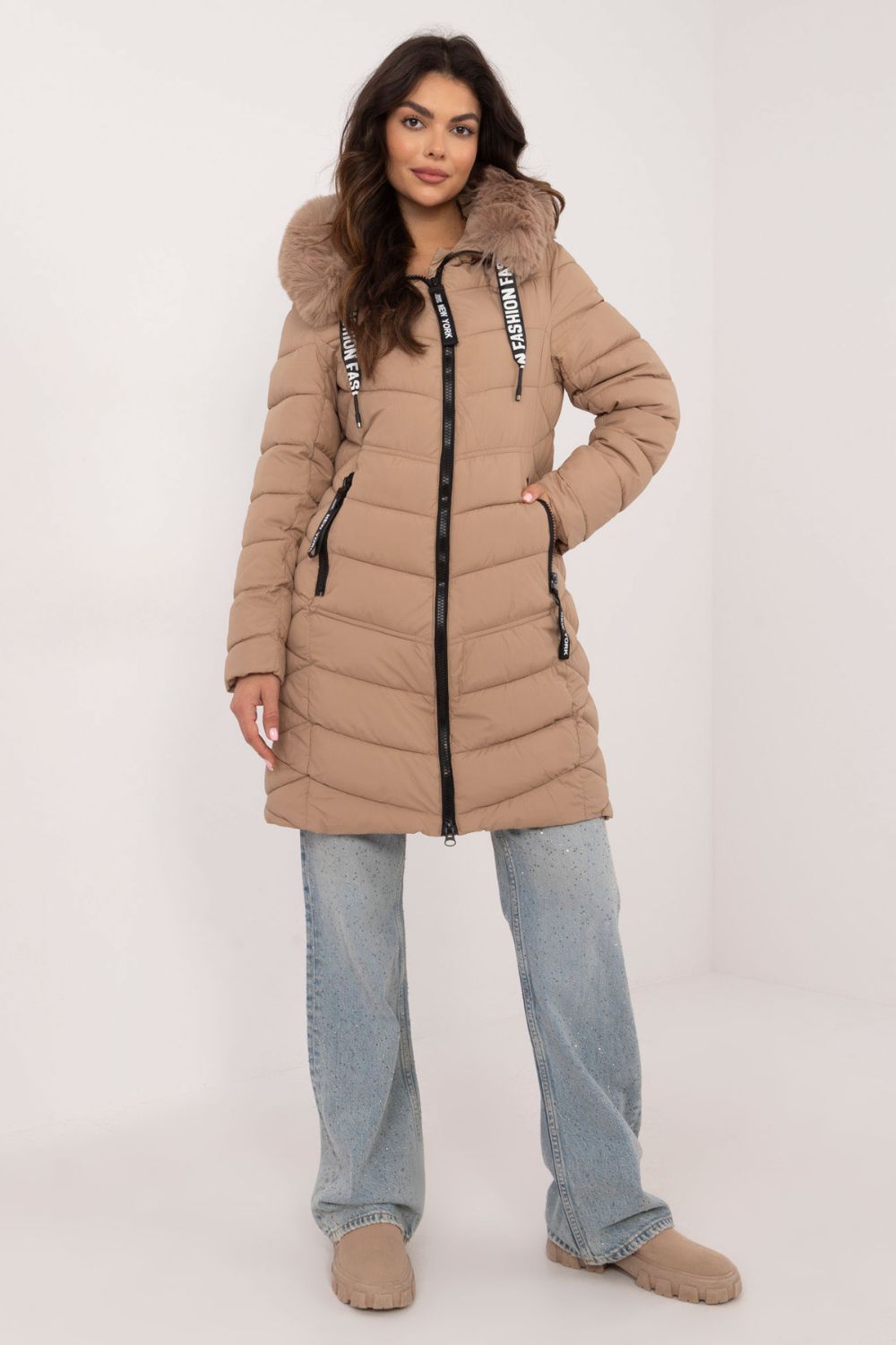 Chaqueta modelo 202557 Precio de Fábrica