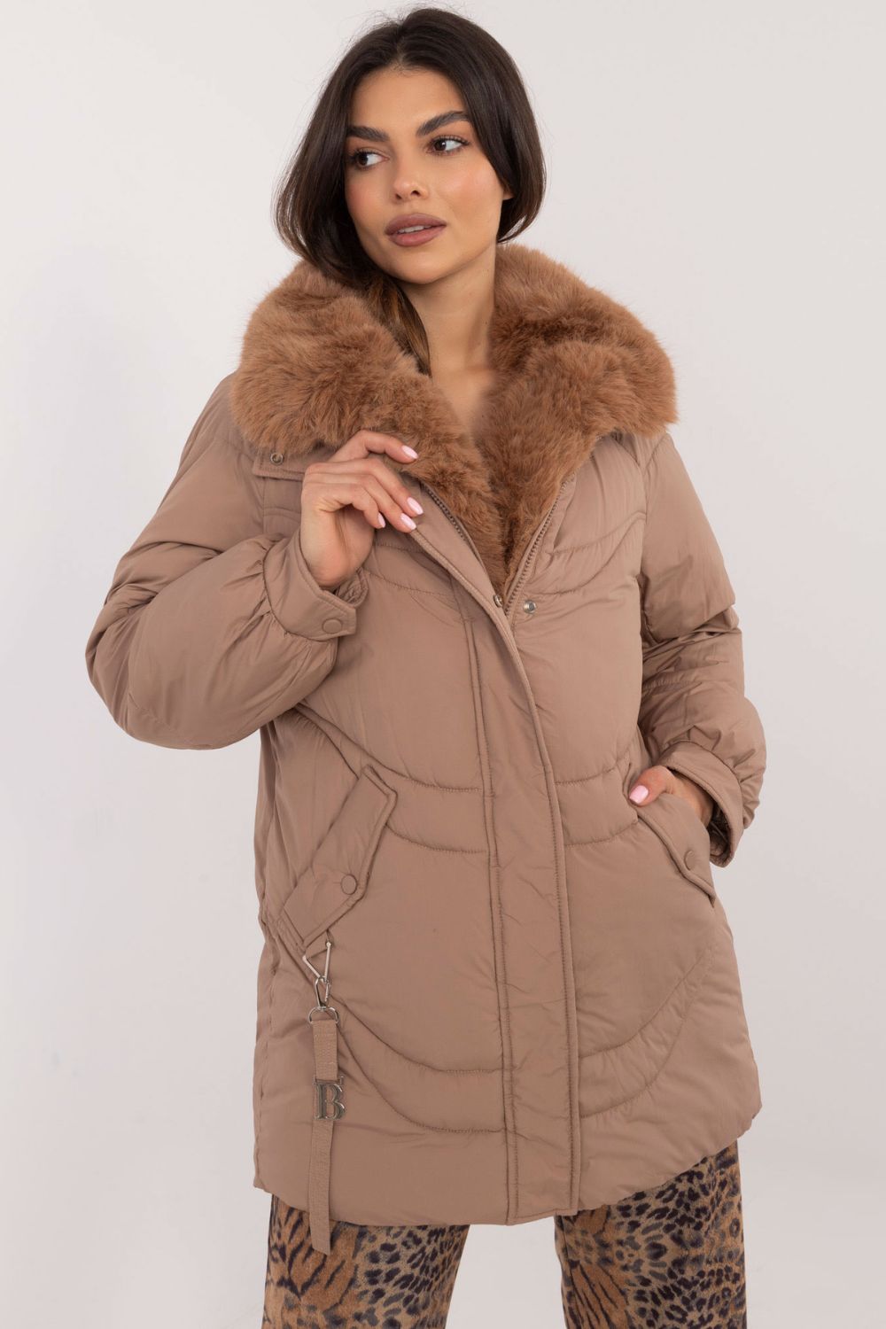 Chaqueta modelo 202560 MBM