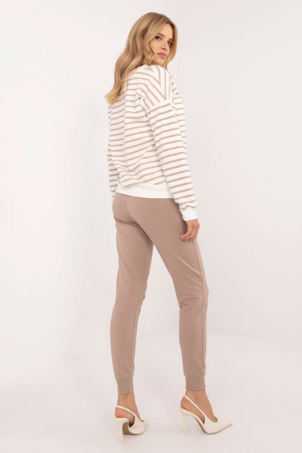 Conjunto modelo 203005 Relevance