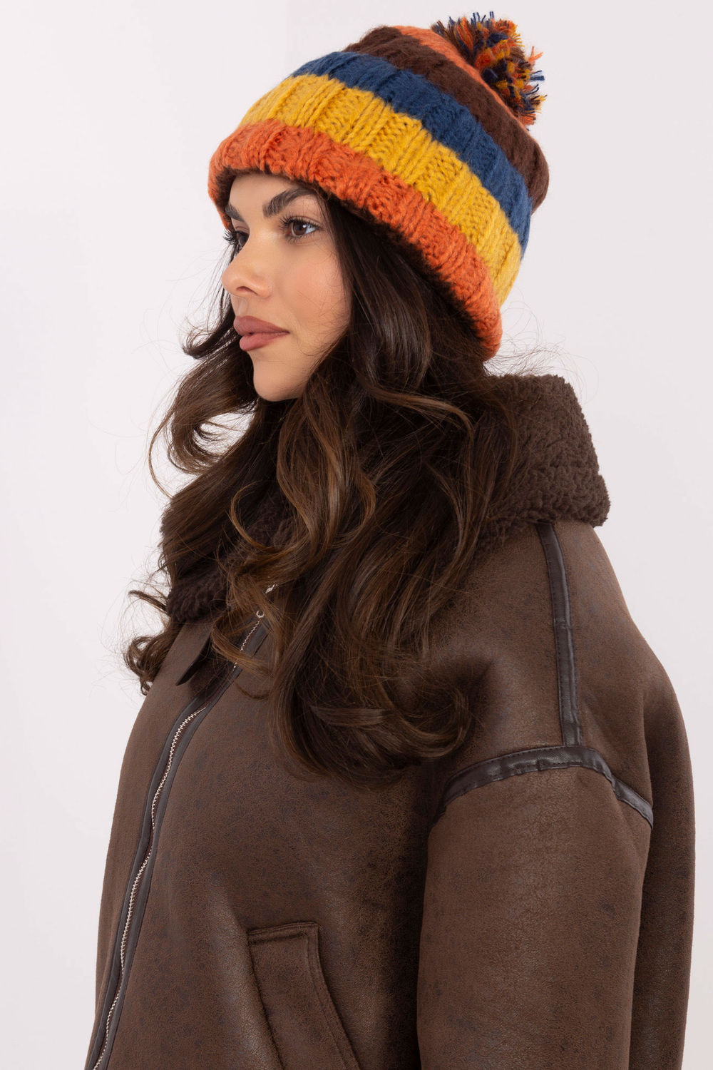 Gorro modelo 203833 AT
