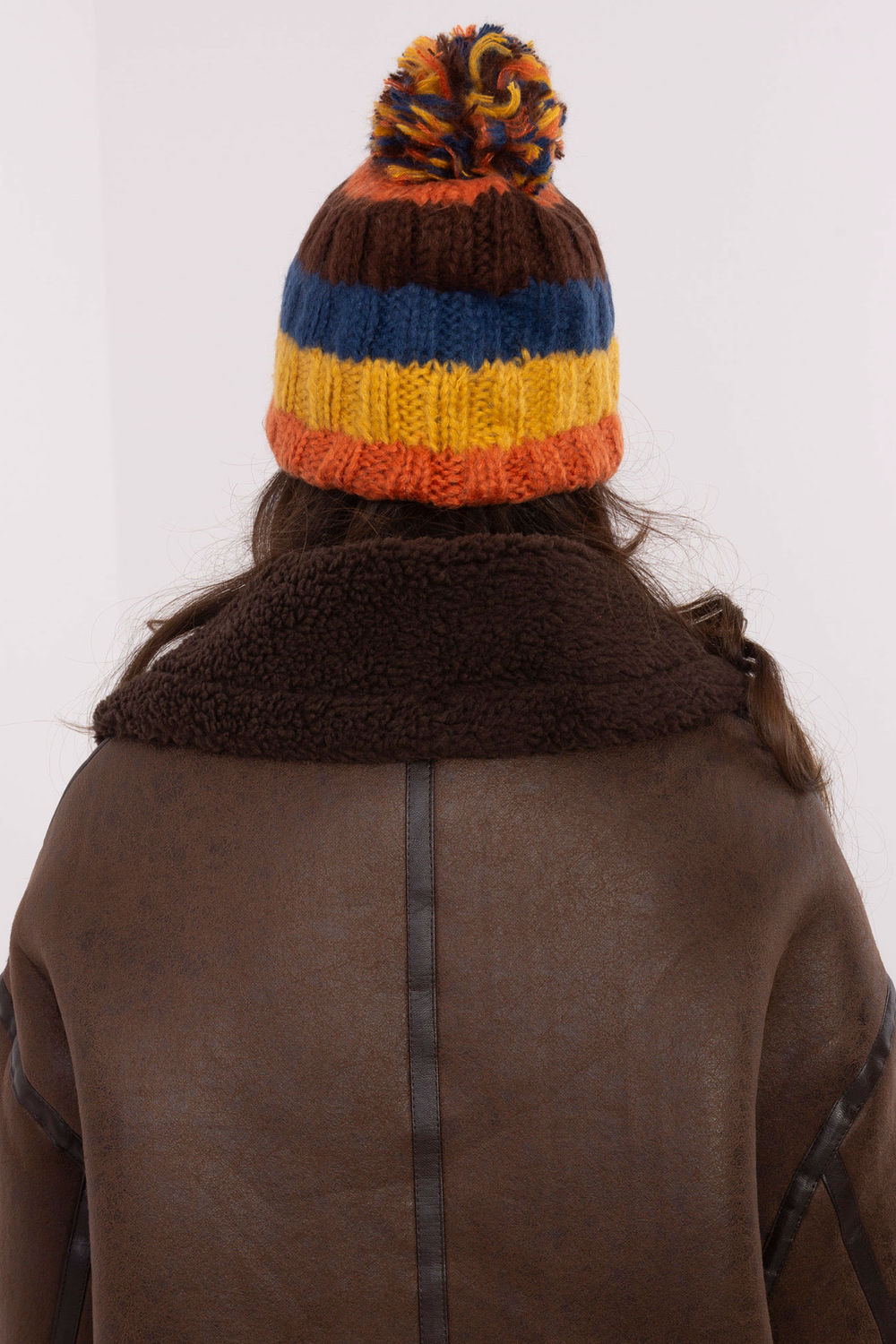 Gorro modelo 203833 AT