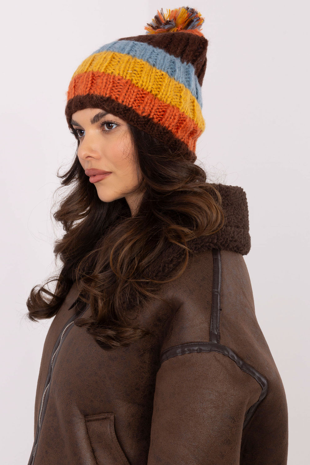 Gorro modelo 203838 AT