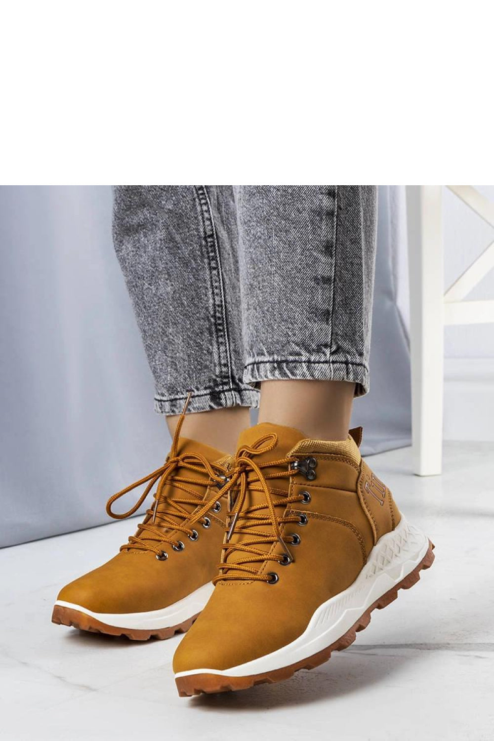 Zapatos estilo Trapper modelo 205137 Solea