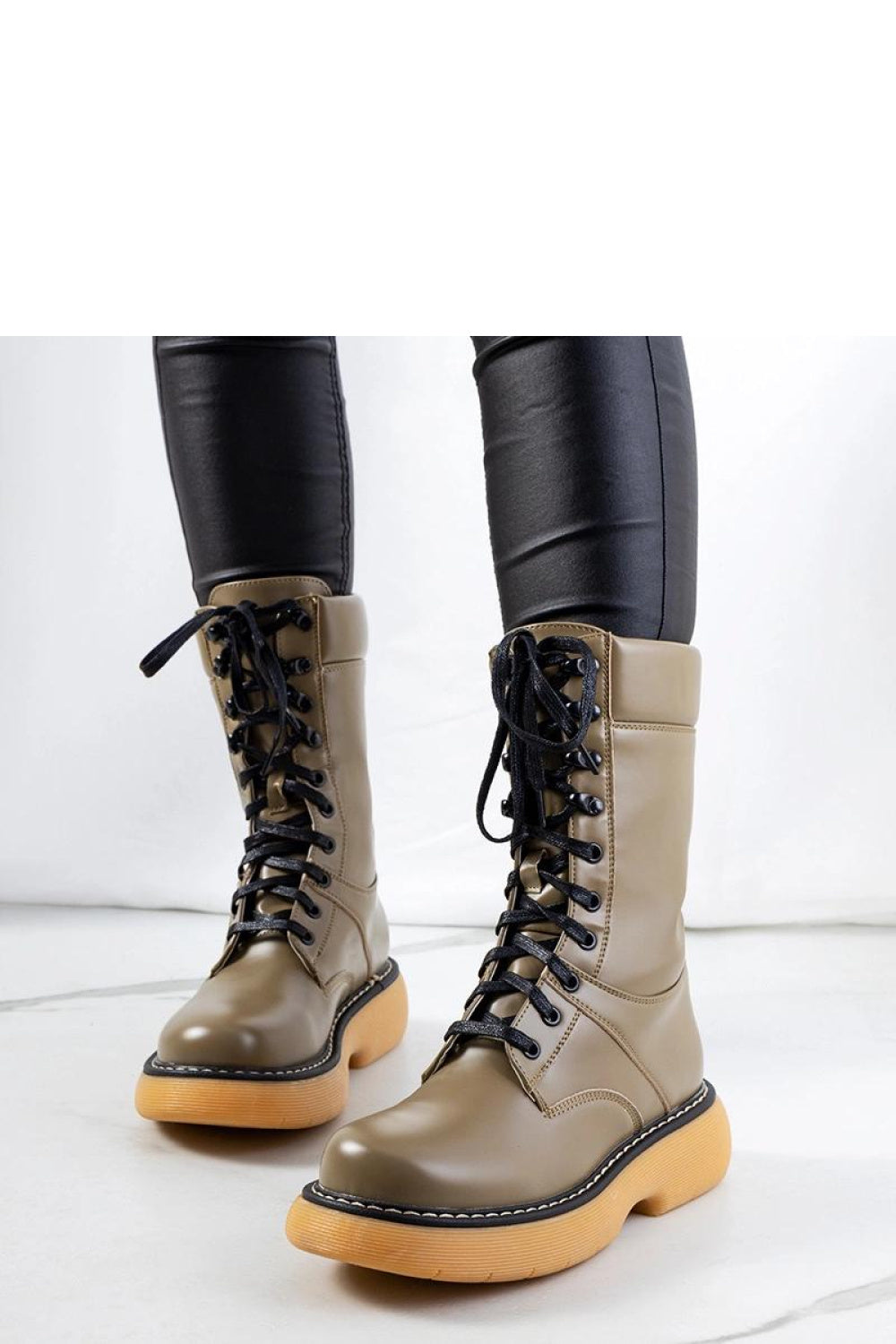 Botas modelo 205159 Solea