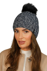 Gorro modelo 205170 Kamea