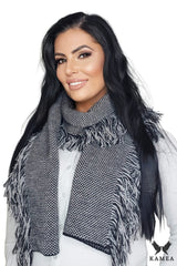 Mantón modelo 205626 Kamea
