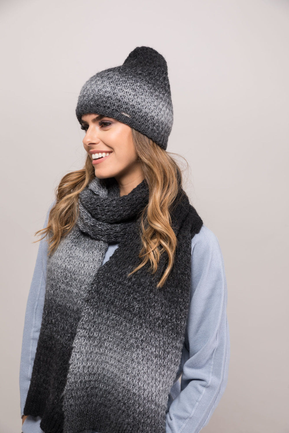 Gorro modelo 205718 Kamea