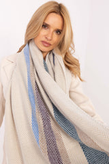 Mantón modelo 206041 AT