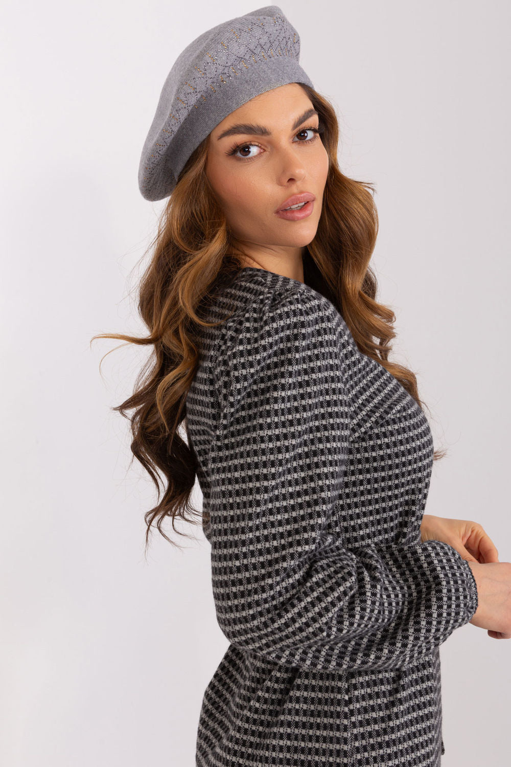 Boina modelo 208248 AT