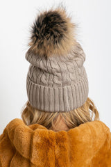 Gorro modelo 208257 AT