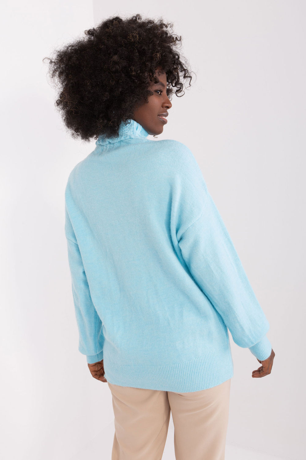 Jersey de cuello alto modelo 208313 AT