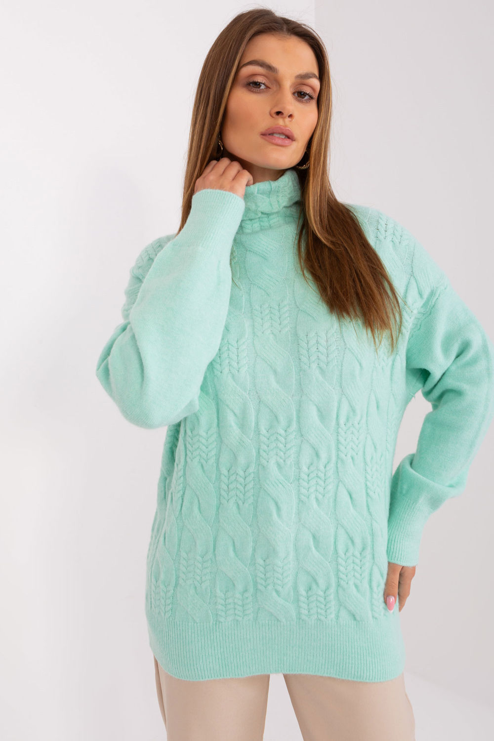 Jersey de cuello alto modelo 208314 AT