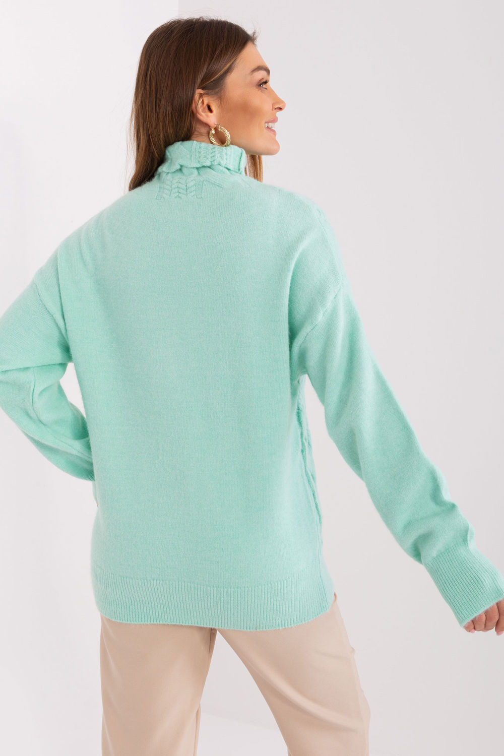 Jersey de cuello alto modelo 208314 AT