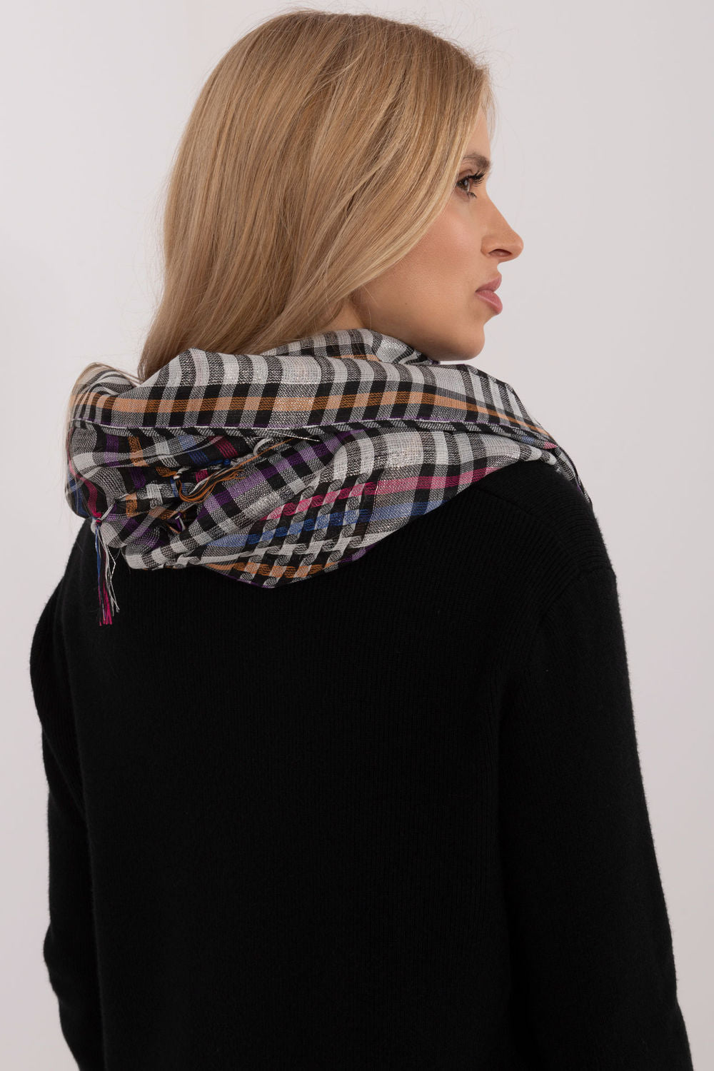Pañuelo modelo 208384 AT
