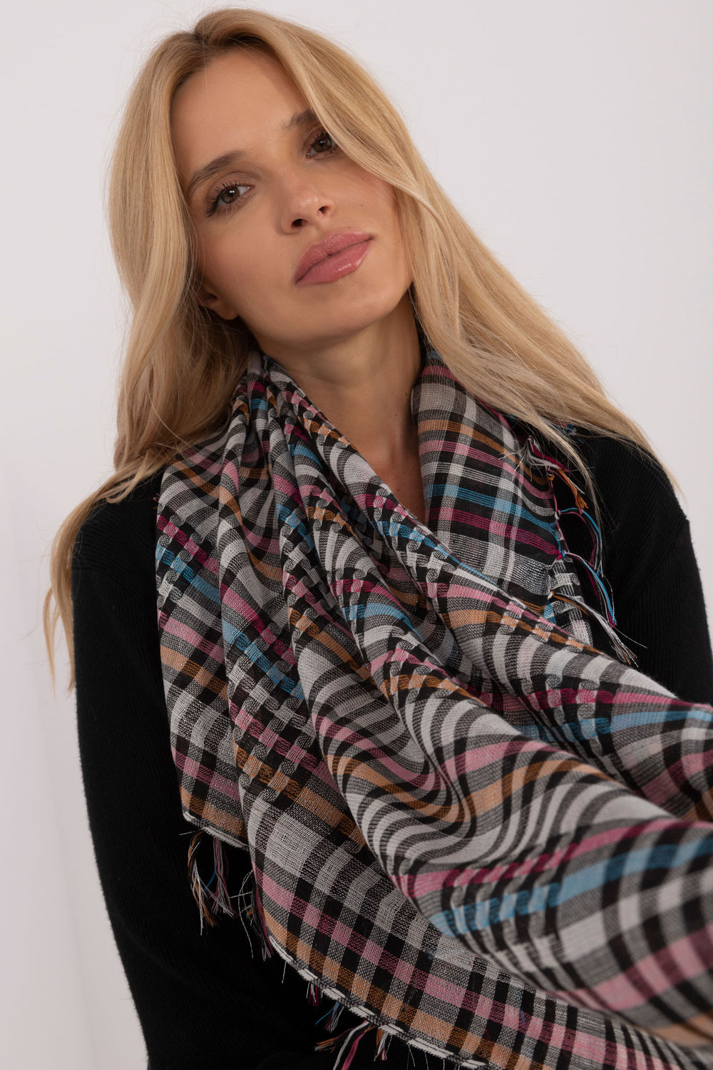 Pañuelo modelo 208385 AT