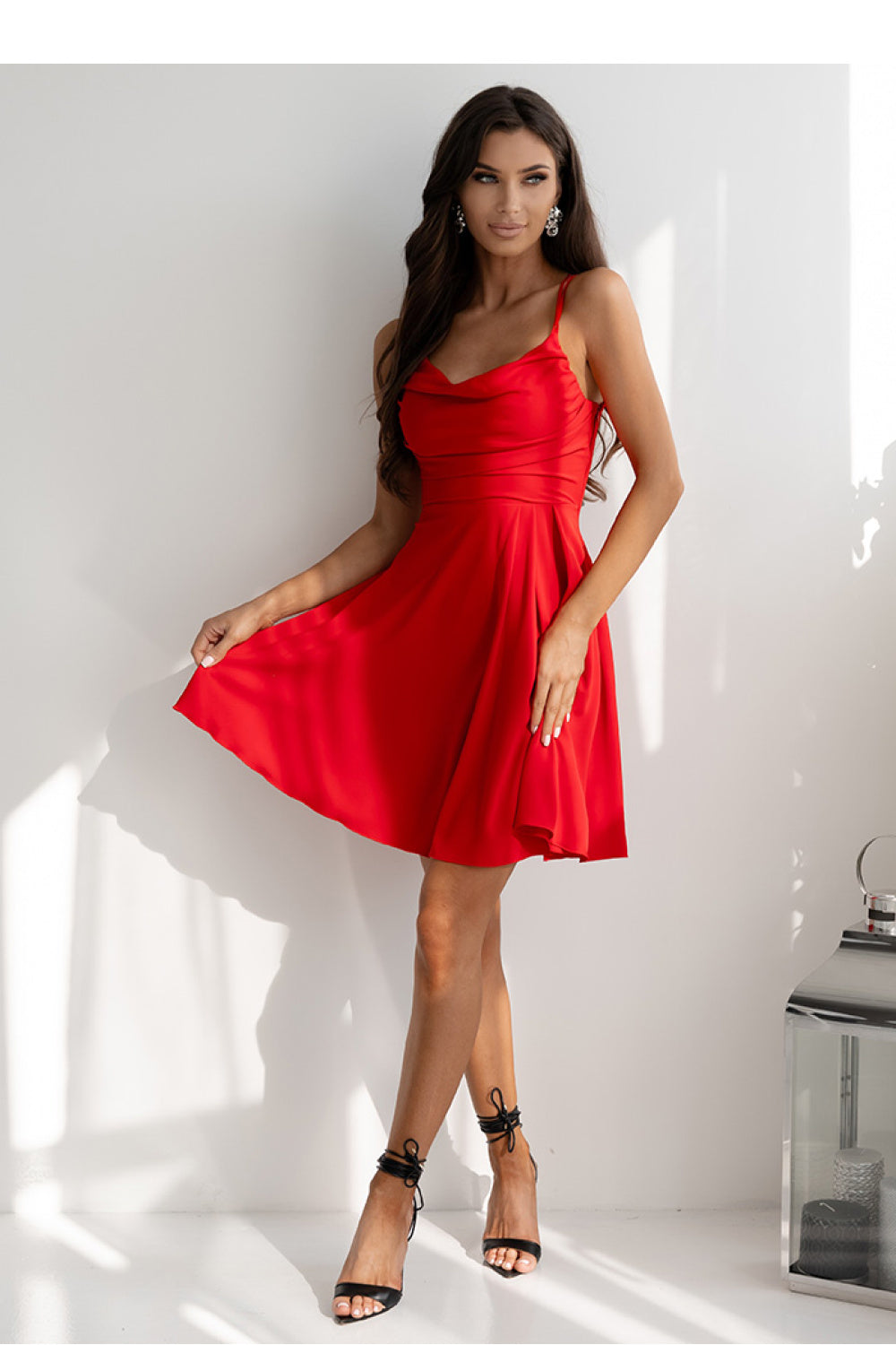 Vestido corto modelo 208837 Contigo