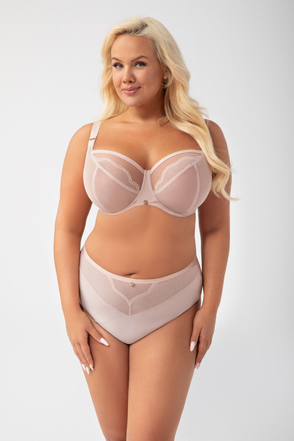 Suave modelo 209533 Gorsenia Lencería