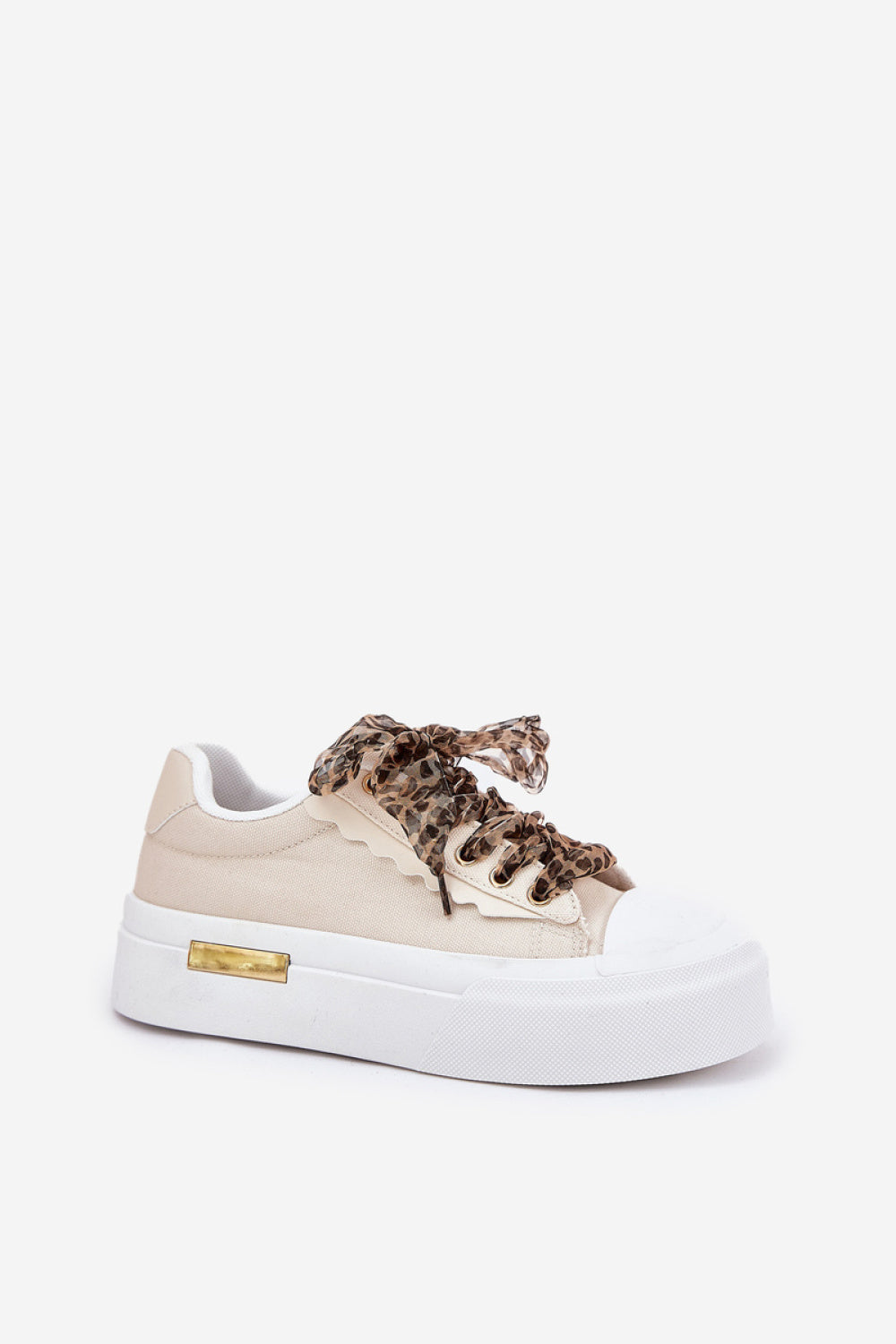 Zapatillas modelo 209818 Paso con estilo