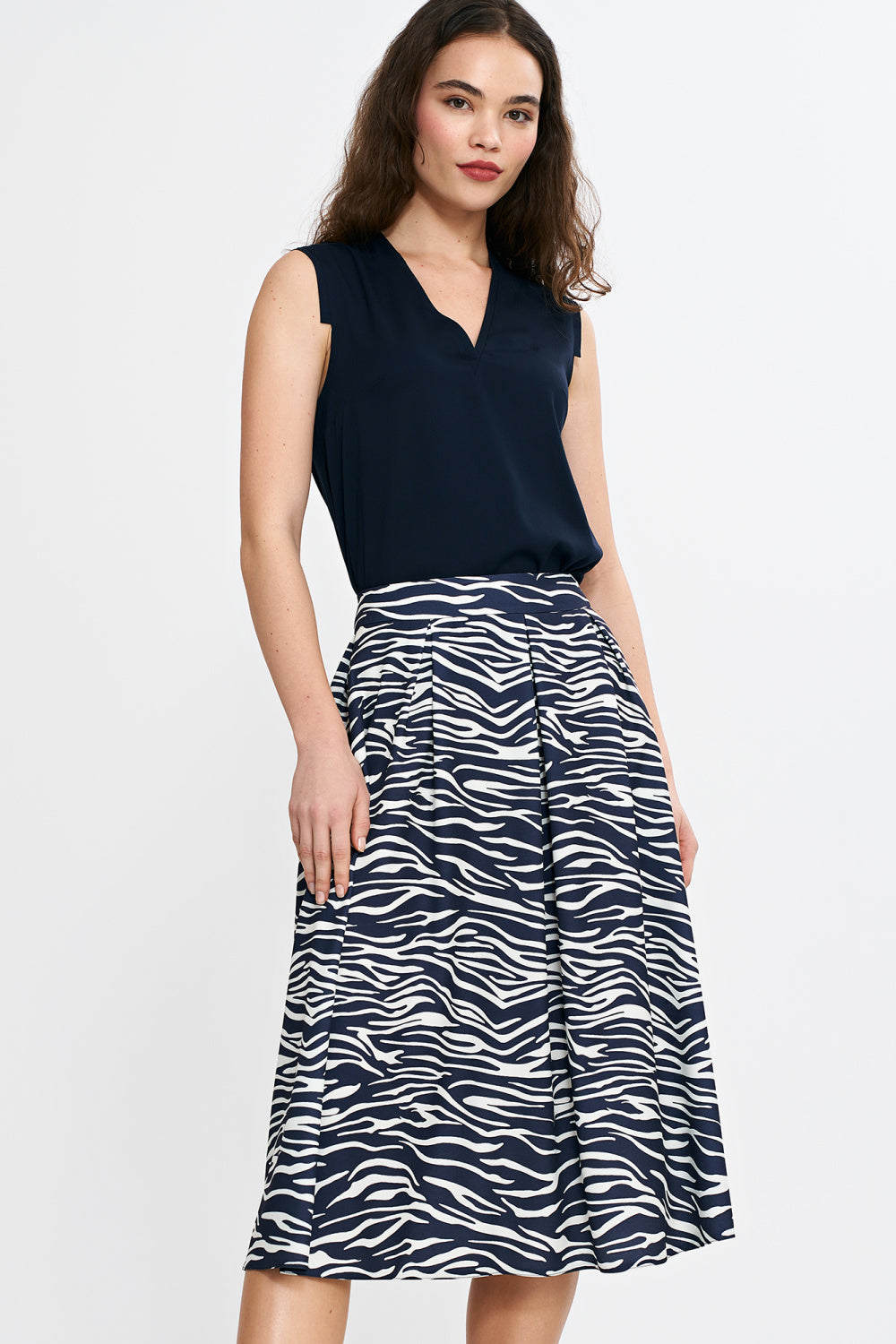 Falda modelo 210067 Nife