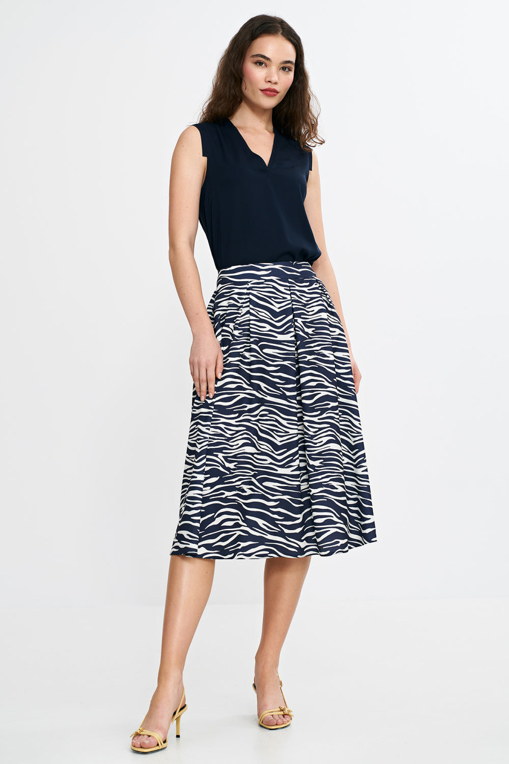 Falda modelo 210067 Nife