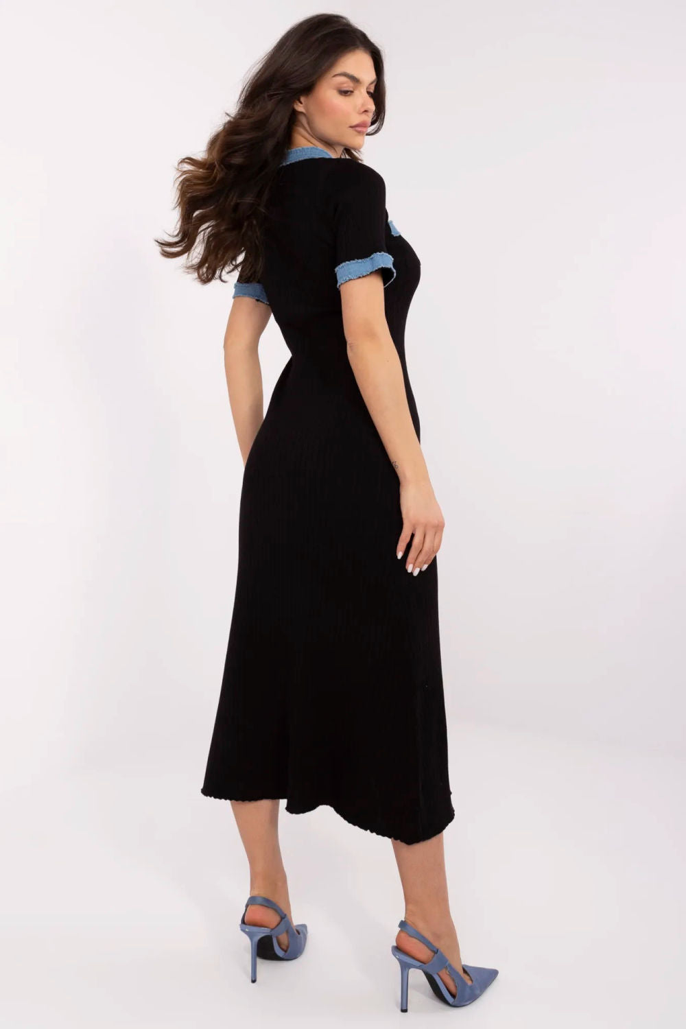 Vestido modelo 210107 NM