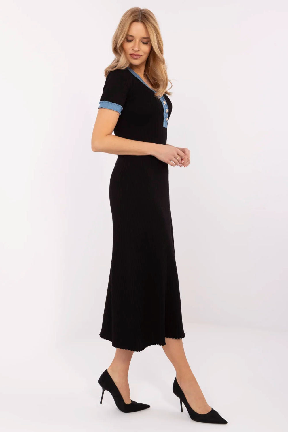 Vestido modelo 210110 NM
