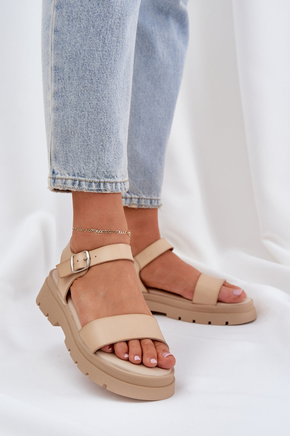 Sandalias modelo 210164 Step in style