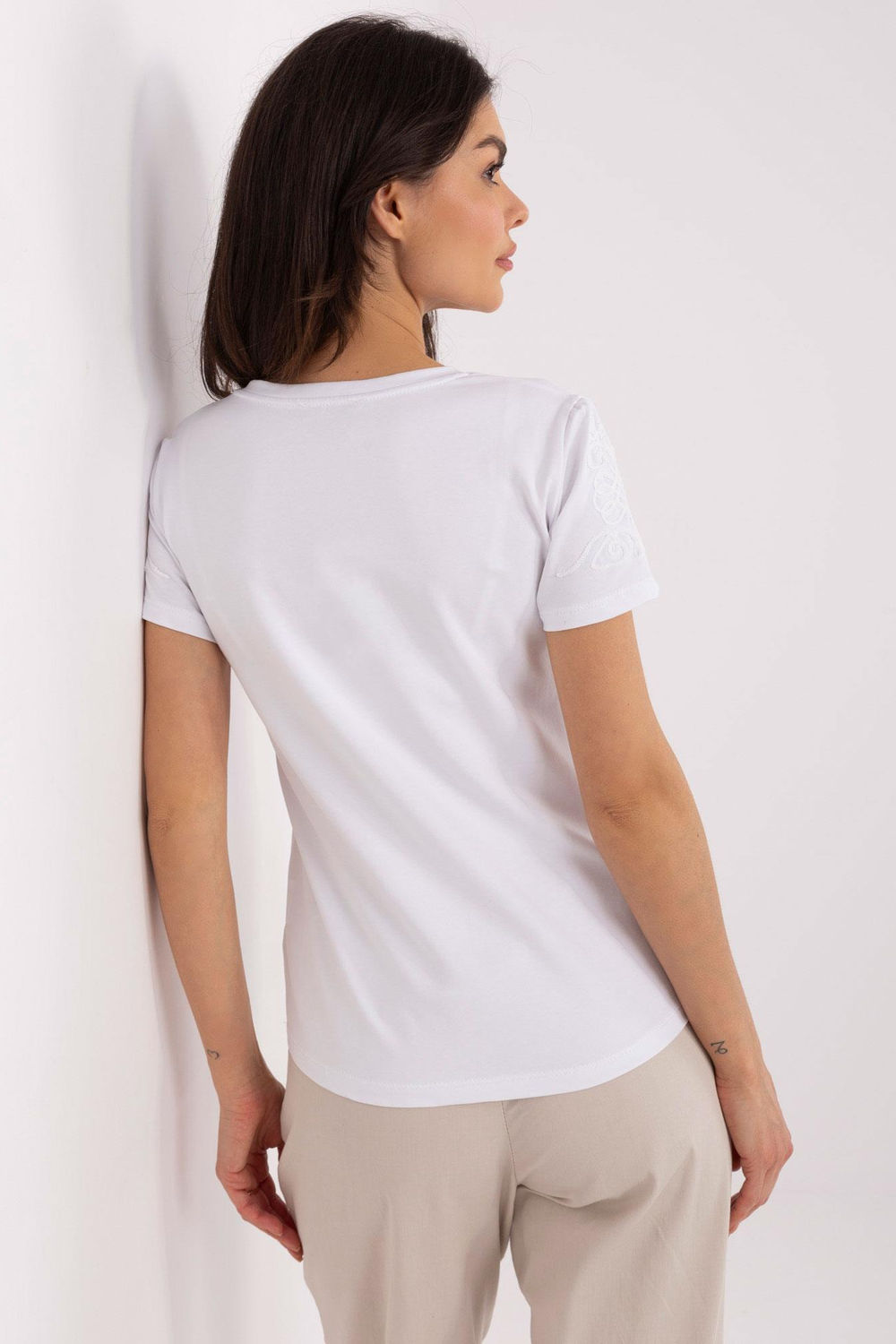 Modelo de camiseta 210662 Relevance