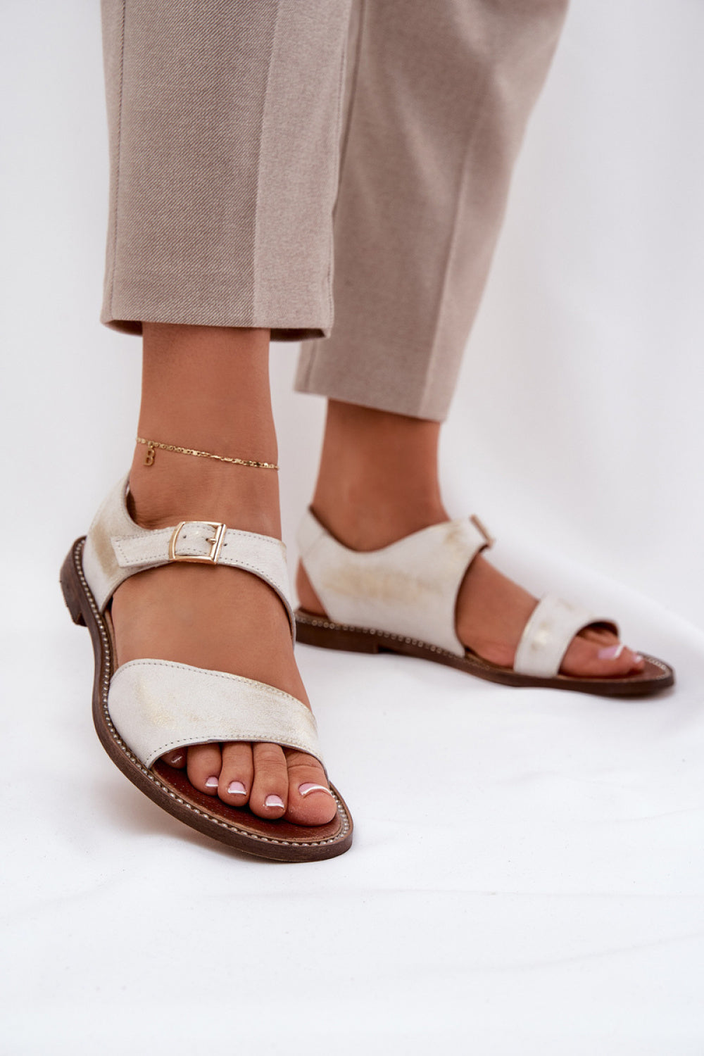 Sandalias modelo 210695 Step in style