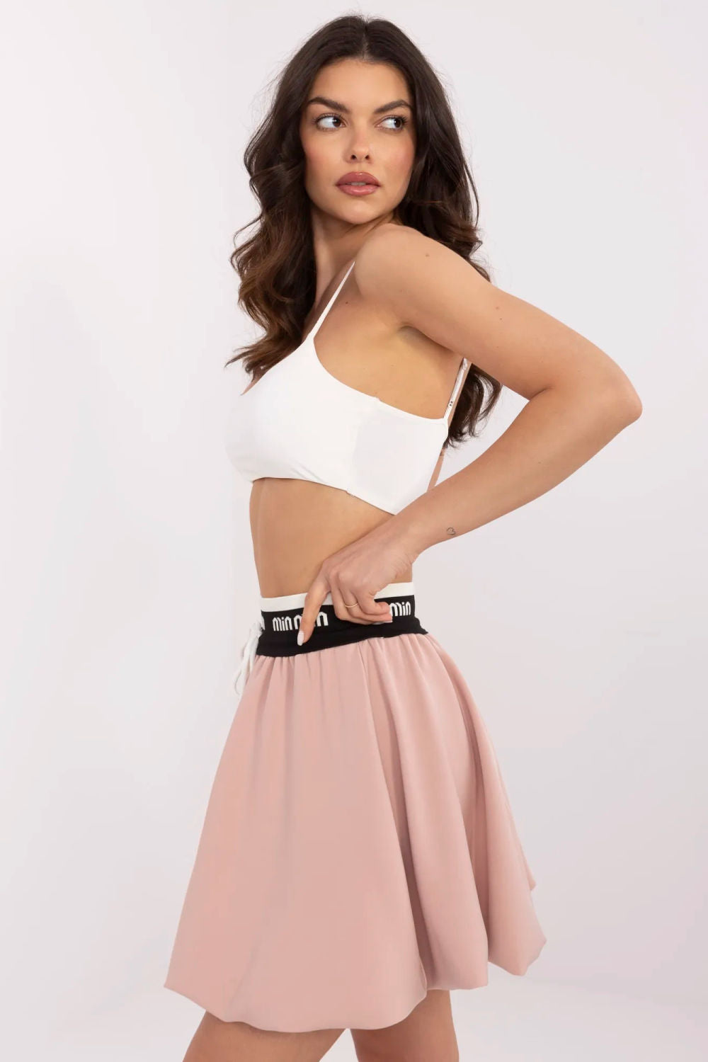 Falda corta modelo 210886 Italia Moda