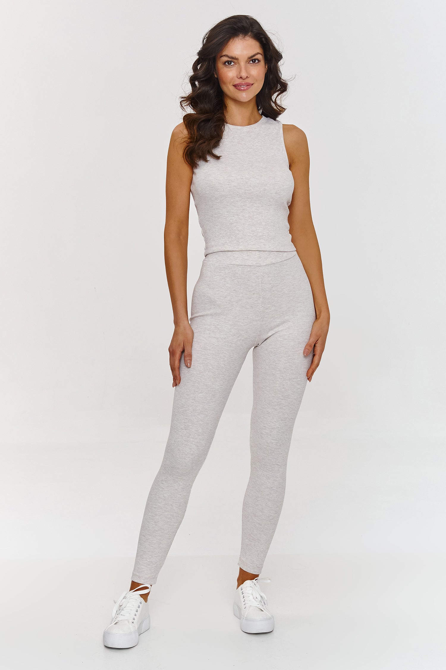 Conjunto modelo 209669 Makadamia